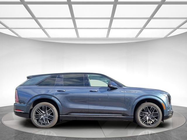 New 2025 Cadillac Escalade IQ Sport 2 w/ LPO, ONYX Package image 4