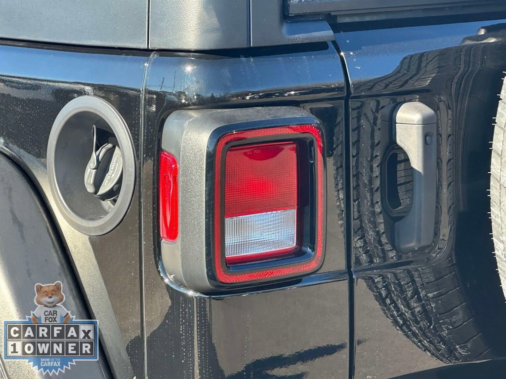 Used 2023 Jeep Wrangler Altitude image 15