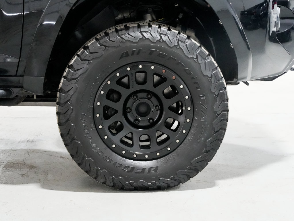 Used 2018 Toyota 4Runner TRD Off-Road Premium AWD/4WD image 42