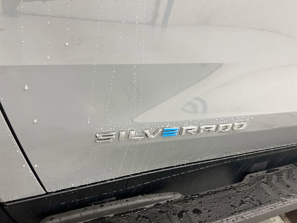 New 2026 Chevrolet Silverado EV LT AWD/4WD image 26