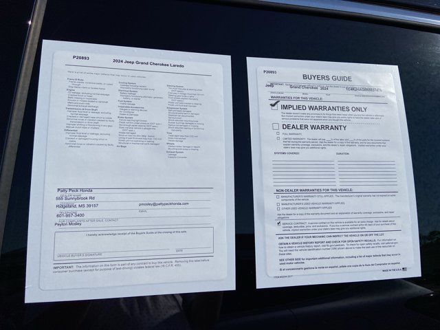Used 2024 Jeep Grand Cherokee Laredo image 5