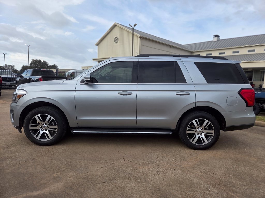Used 2022 Ford Expedition XLT RWD image 8
