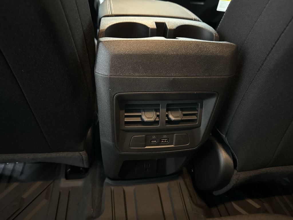 New 2026 GMC Canyon Elevation w/ Convenience Package RWD image 22