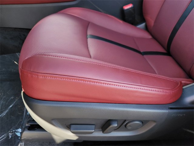 New 2025 MAZDA CX-70 Plug-In Hybrid w/ Premium Plus image 7