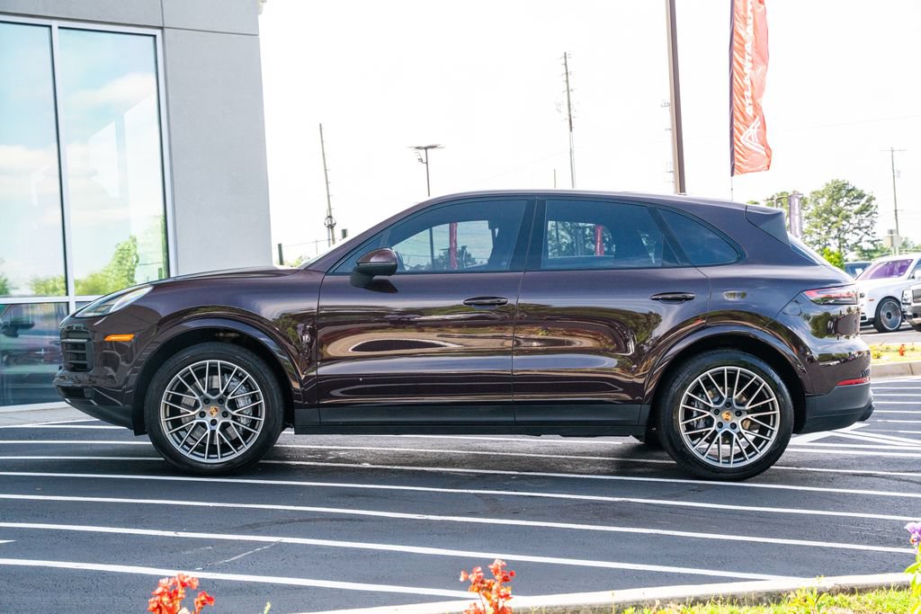 Used 2023 Porsche Cayenne Platinum Edition AWD/4WD image 21