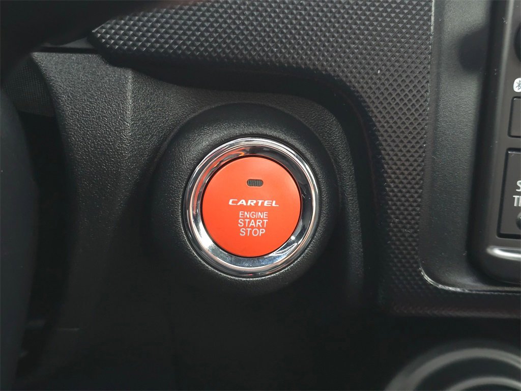 Used 2015 Scion tC image 32