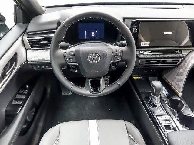 New 2026 Toyota Camry SE image 13