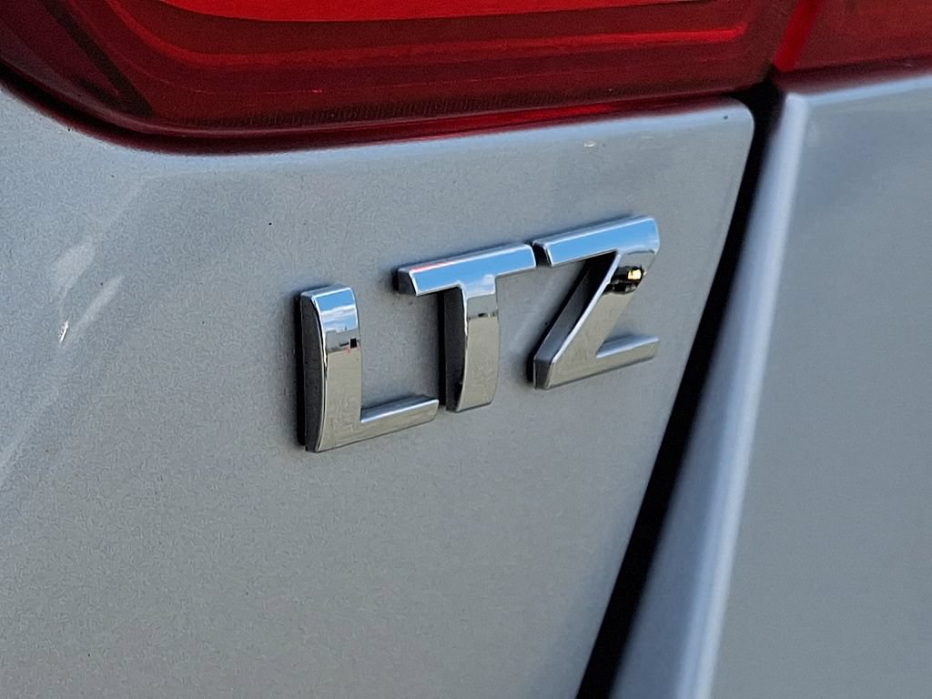 Used 2015 Chevrolet Impala LTZ FWD image 30