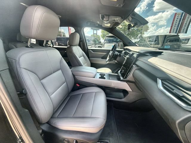 Certified 2026 GMC Acadia Elevation w/ Elevation Premium Package FWD image 27