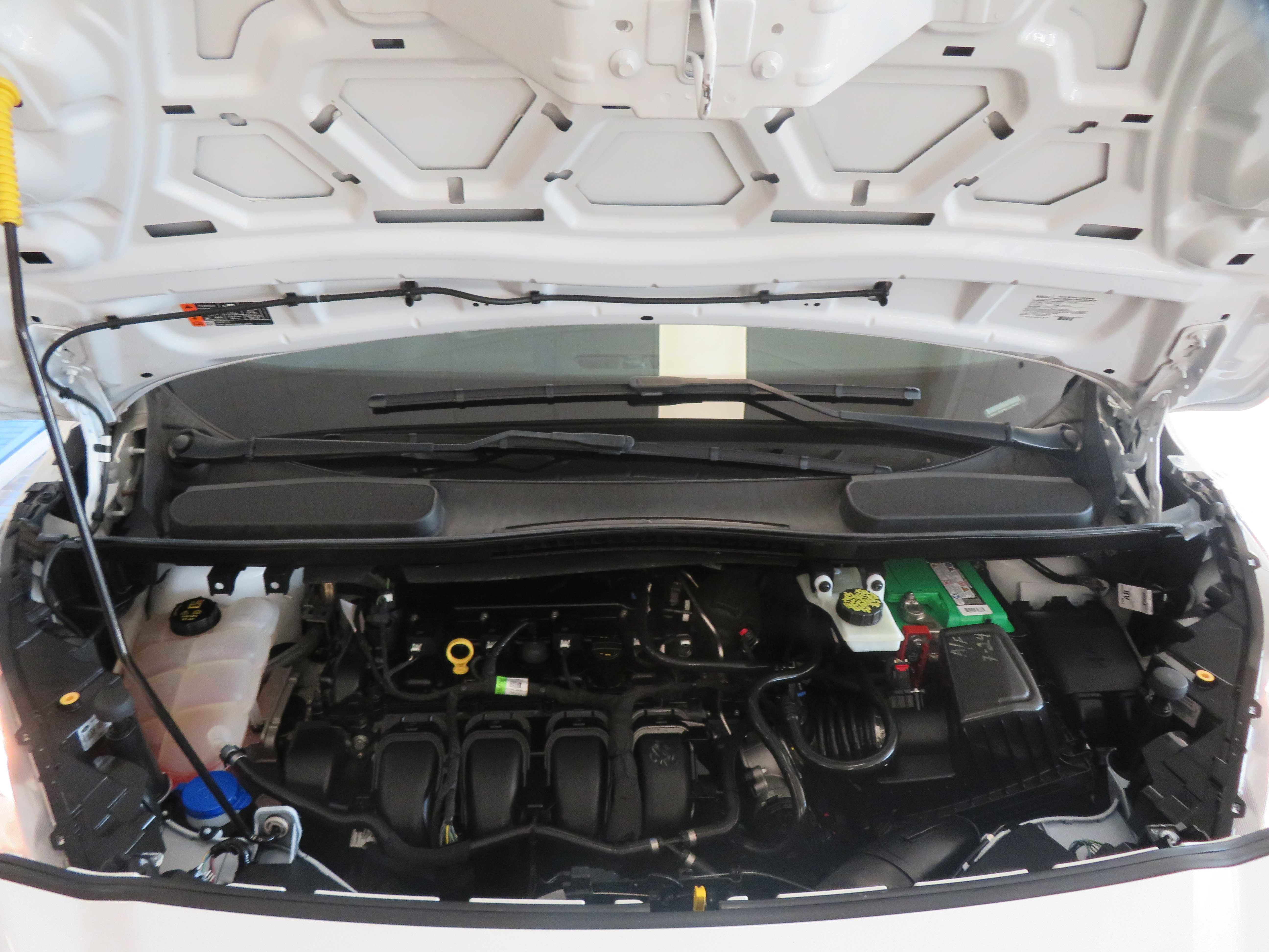 Used 2020 Ford Transit Connect XL image 48