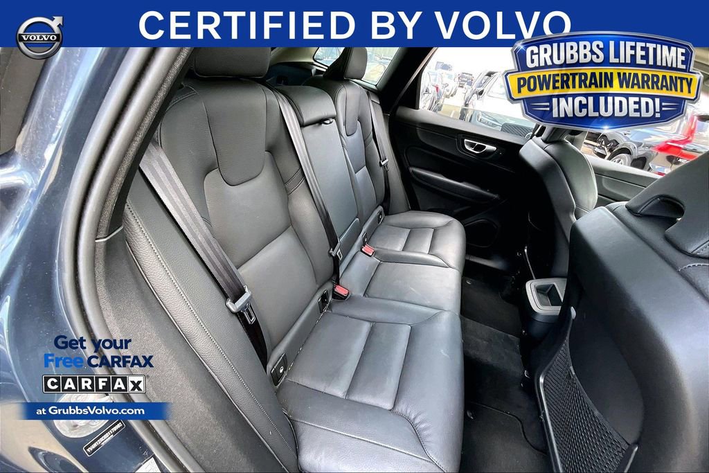 Used 2025 Volvo XC60 B5 Plus AWD/4WD image 34