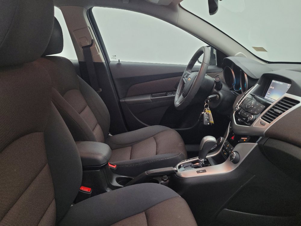 Used 2016 Chevrolet Cruze LT FWD image 21