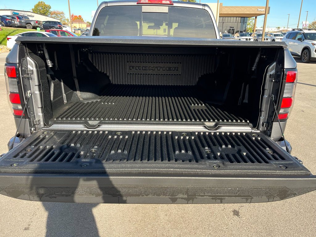 New 2026 Nissan Frontier SV image 9