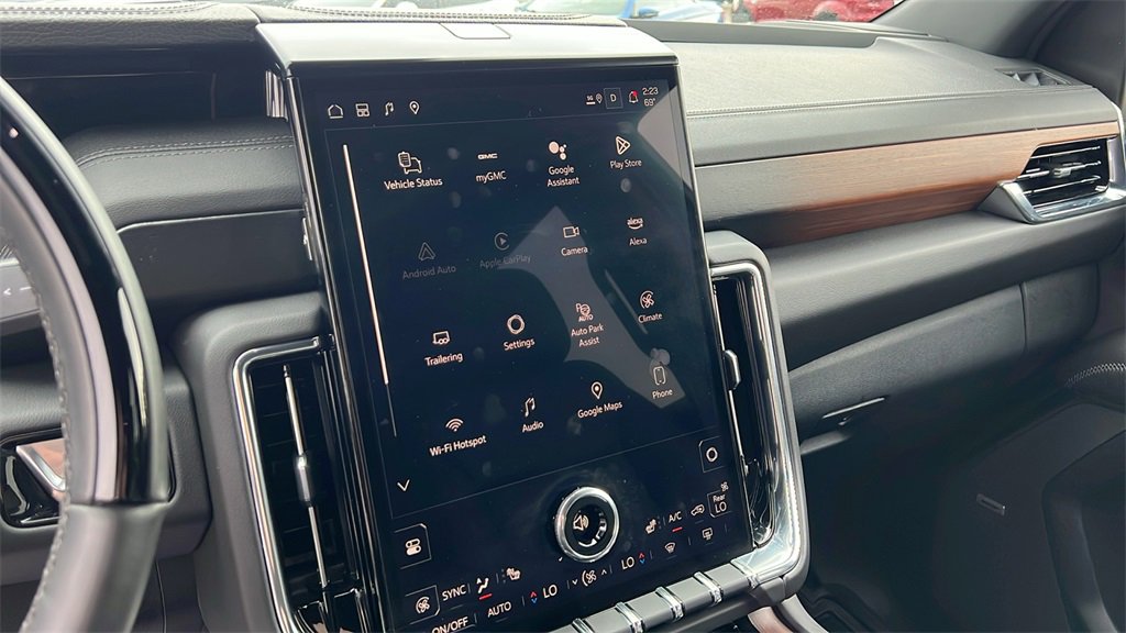 Used 2025 GMC Yukon Denali image 24