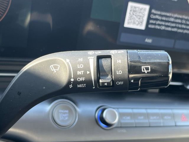 Used 2025 Hyundai Kona SEL AWD/4WD image 23
