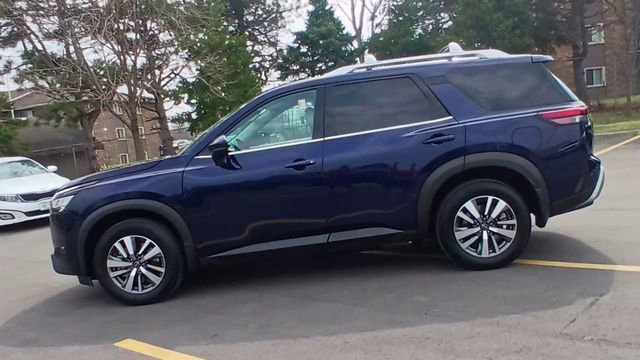 Used 2023 Nissan Pathfinder SL image 8