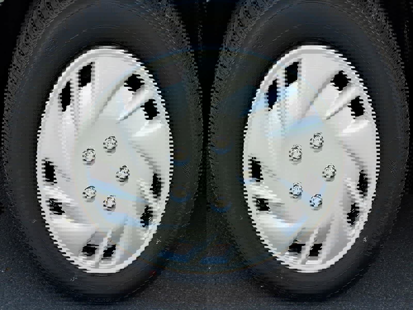 Used 2019 Nissan Versa Note SV FWD image 13