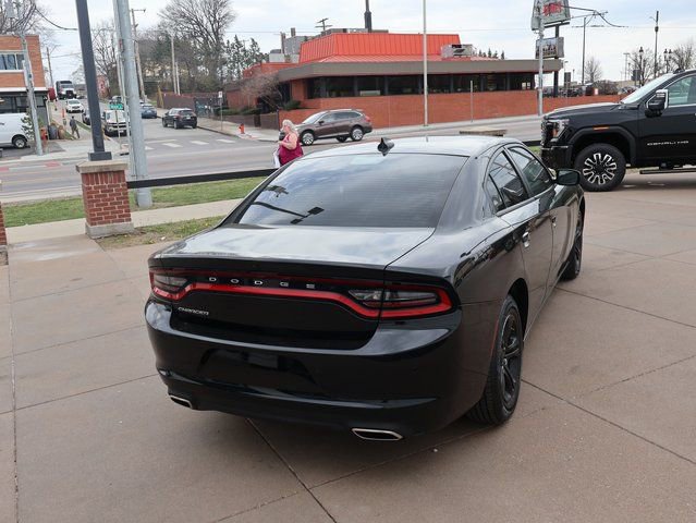 Used 2023 Dodge Charger SXT image 5