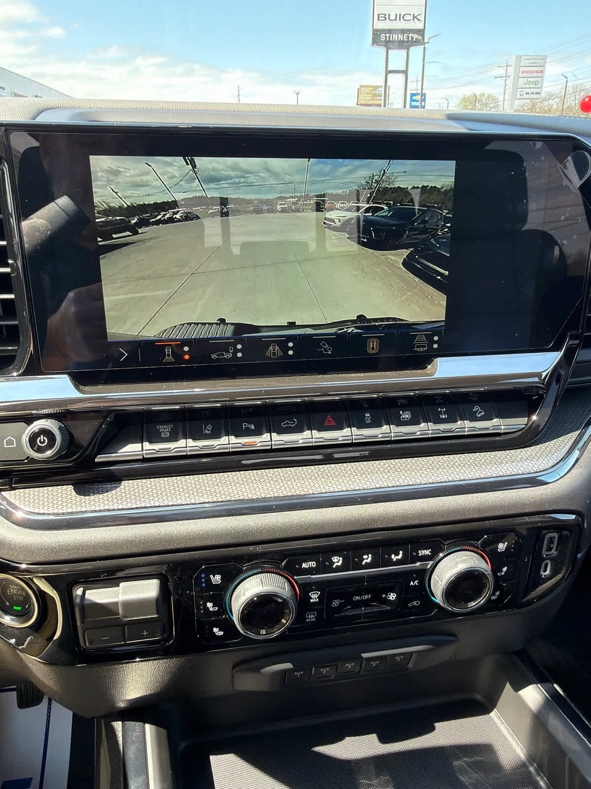 New 2026 Chevrolet Silverado 2500 ZR2 w/ ZR2 Bison Edition image 21