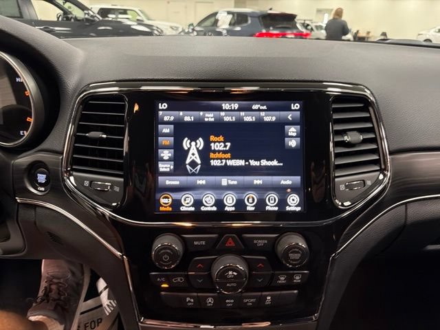 Used 2022 Jeep Grand Cherokee Limited AWD/4WD image 20