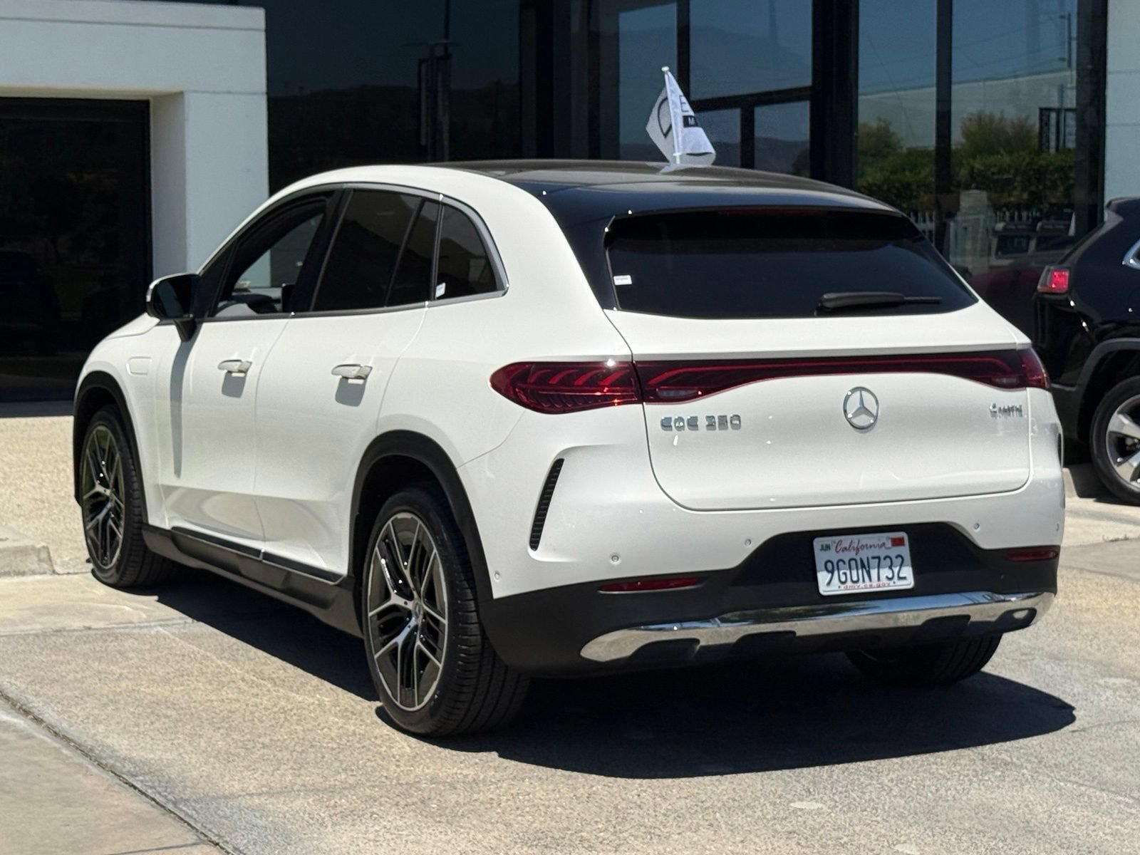 Used 2023 Mercedes-Benz EQE 350+ 4MATIC SUV image 10