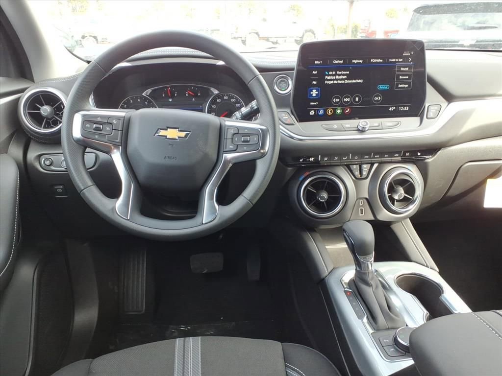 New 2026 Chevrolet Blazer LT image 13