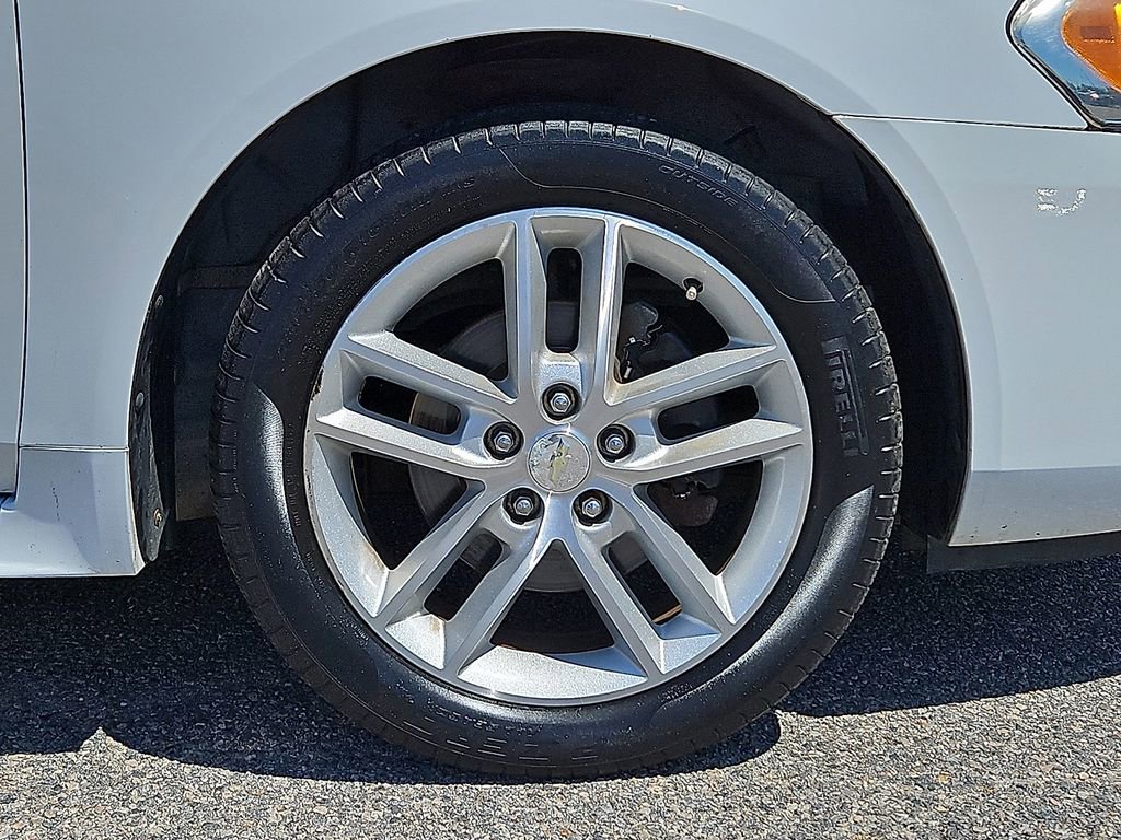 Used 2016 Chevrolet Impala LTZ image 9