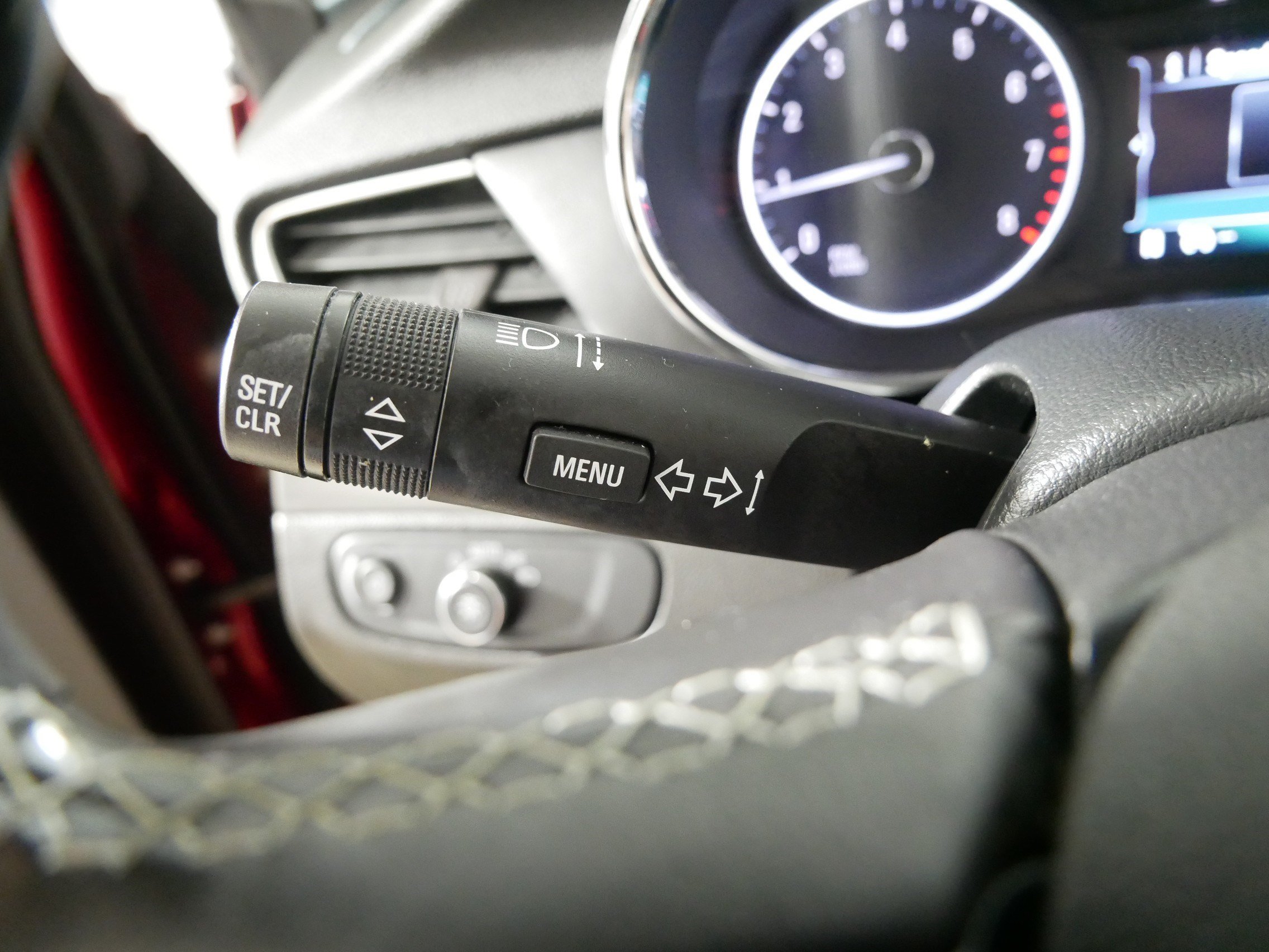 Used 2018 Buick Encore Preferred AWD/4WD image 31