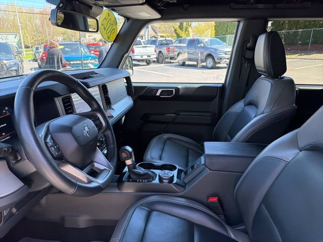 Used 2025 Ford Bronco Outer Banks AWD/4WD image 12