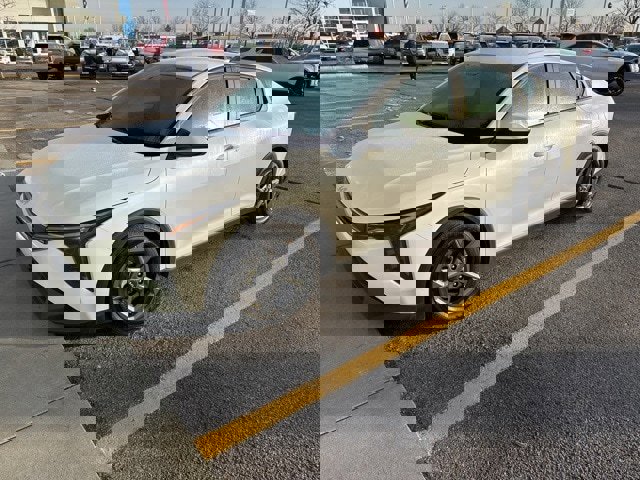 Used 2025 Kia K4 image 3