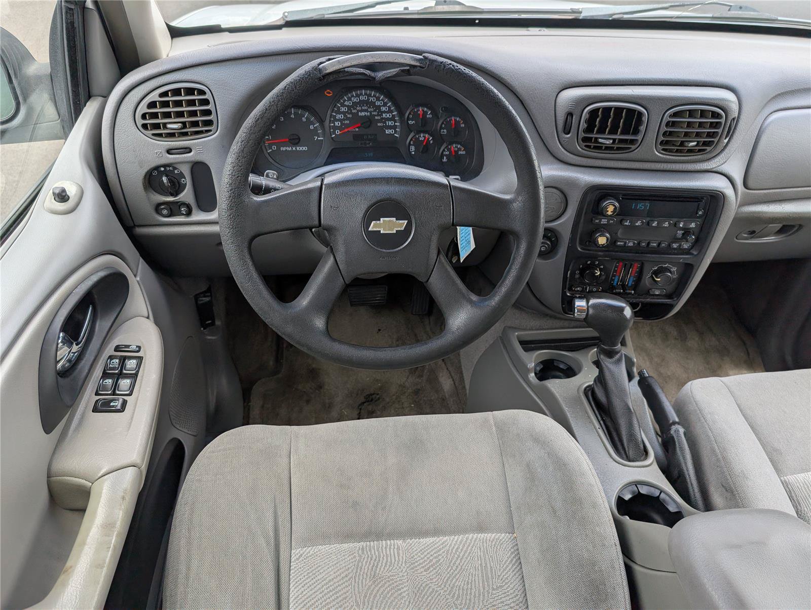 Used 2005 Chevrolet TrailBlazer LS w/ LS Preferred Equipment Group RWD image 25