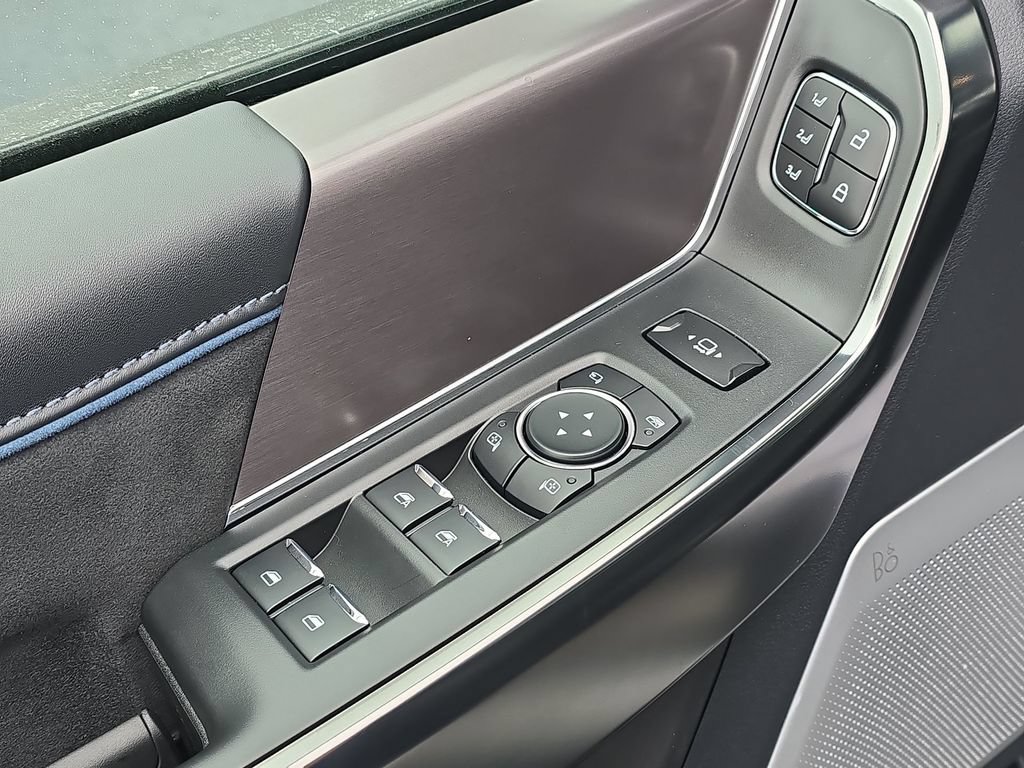New 2026 Ford F350 Platinum AWD/4WD image 17