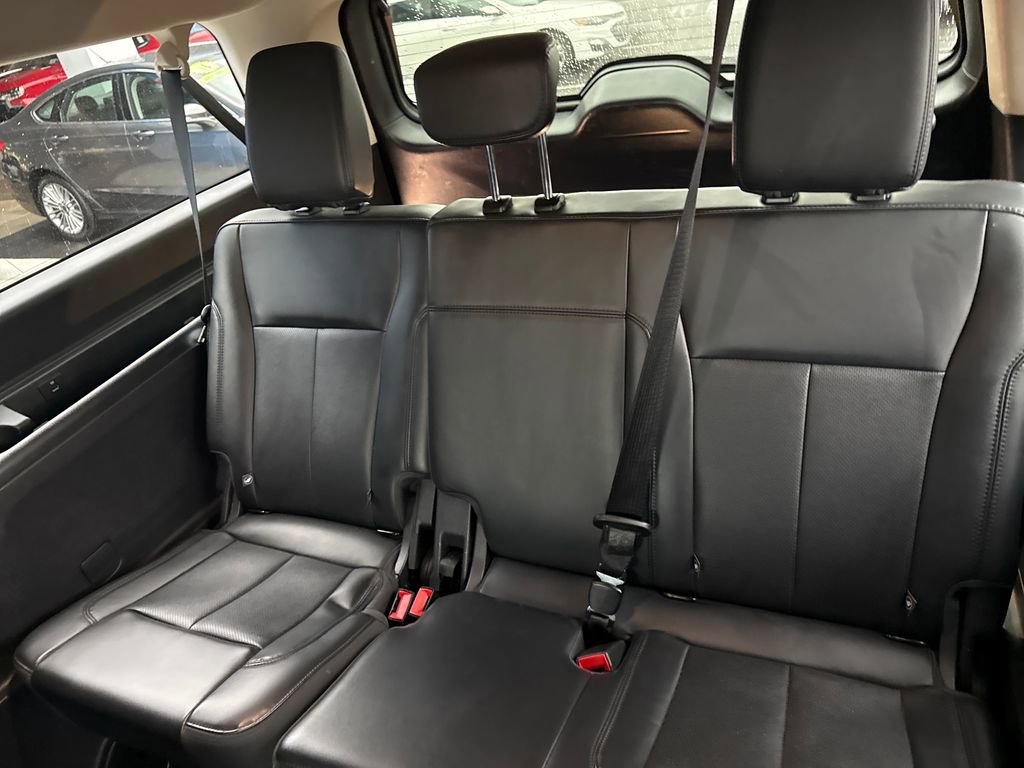 Used 2024 Ford Expedition Max XLT image 31