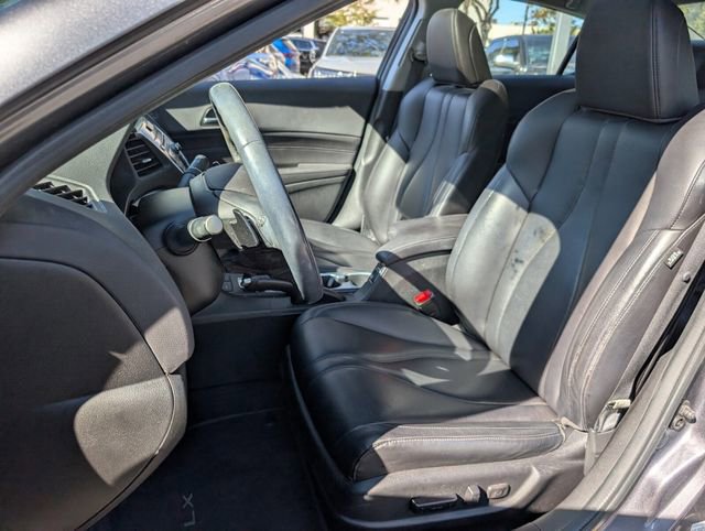 Used 2020 Acura ILX image 13