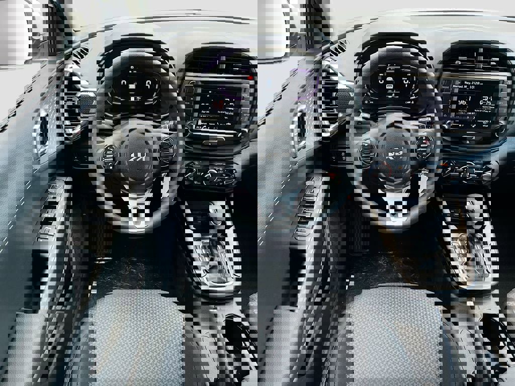 New 2025 Kia Soul LX w/ LX Technology Package image 20