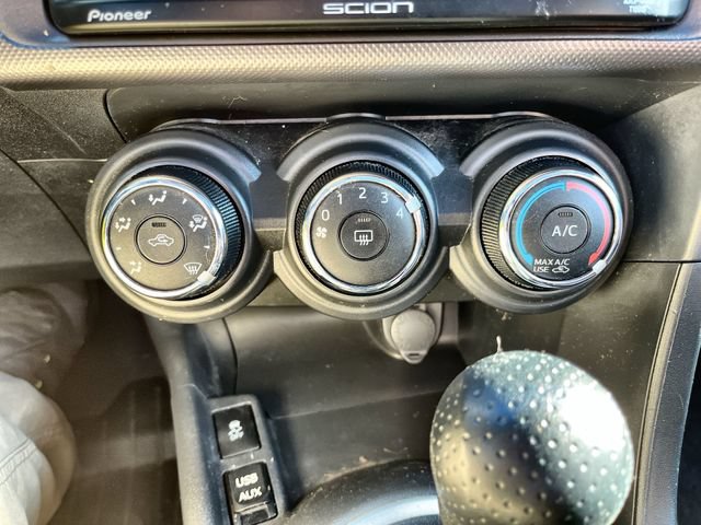 Used 2014 Scion tC FWD image 19