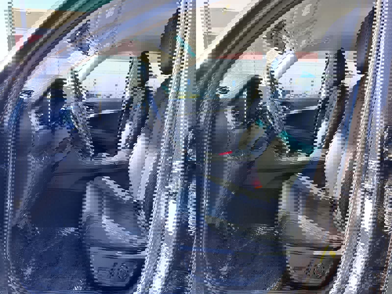 Used 2023 Genesis G70 2.0T image 22