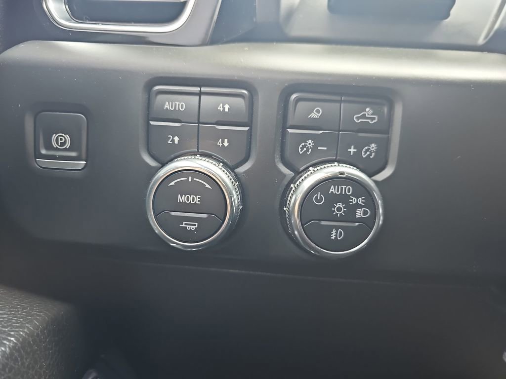 Used 2024 GMC Sierra 2500 Denali w/ Denali Reserve Package image 27