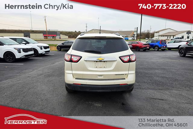 Used 2015 Chevrolet Traverse LT image 34