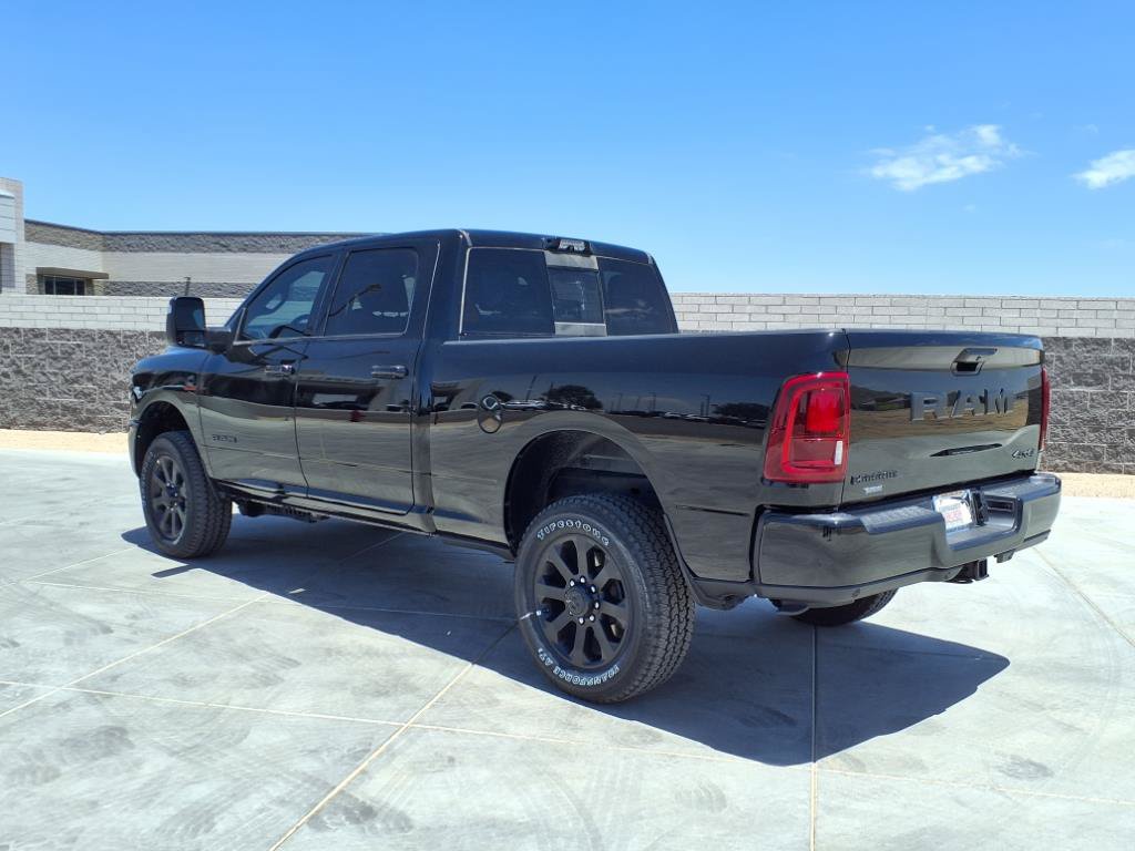 New 2025 RAM 2500 Laramie w/ Night Edition AWD/4WD image 4