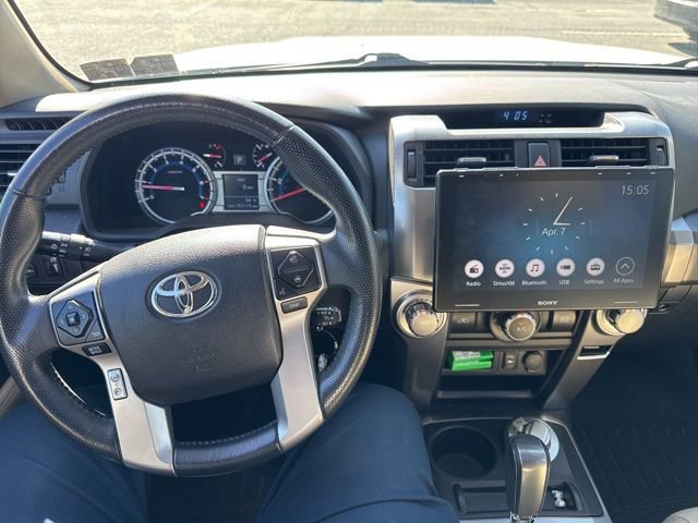 Used 2014 Toyota 4Runner SR5 Premium image 11