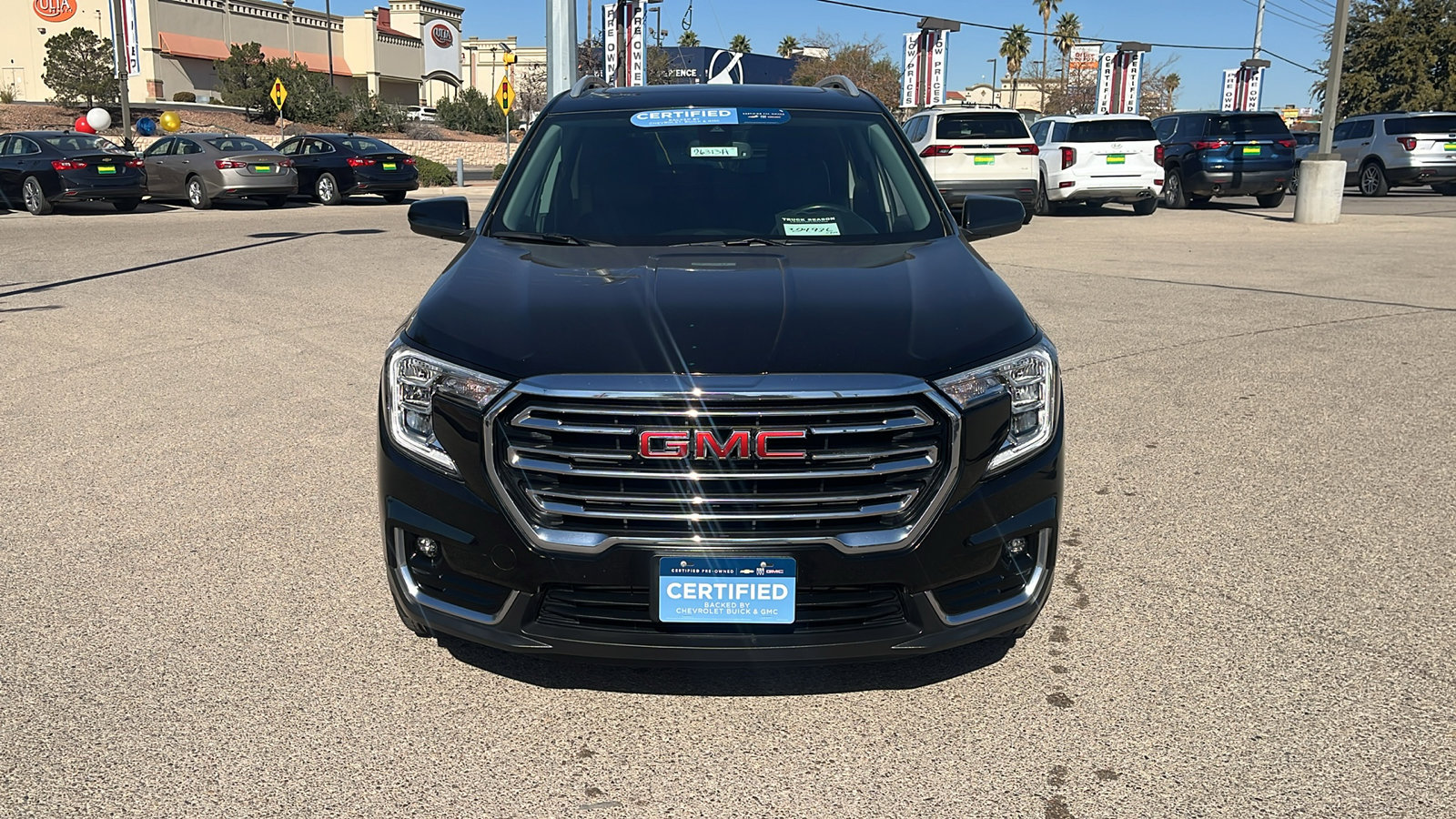 Certified 2022 GMC Terrain SLT w/ Infotainment Package II image 2