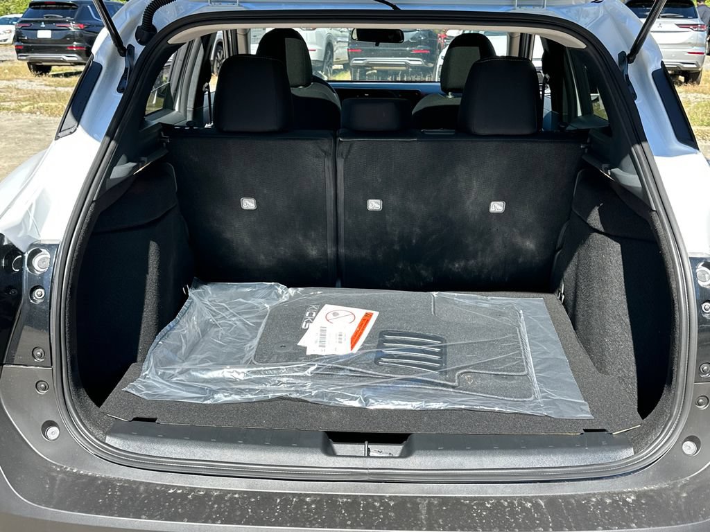 New 2026 Nissan Kicks SV w/ SV Premium Package AWD/4WD image 19