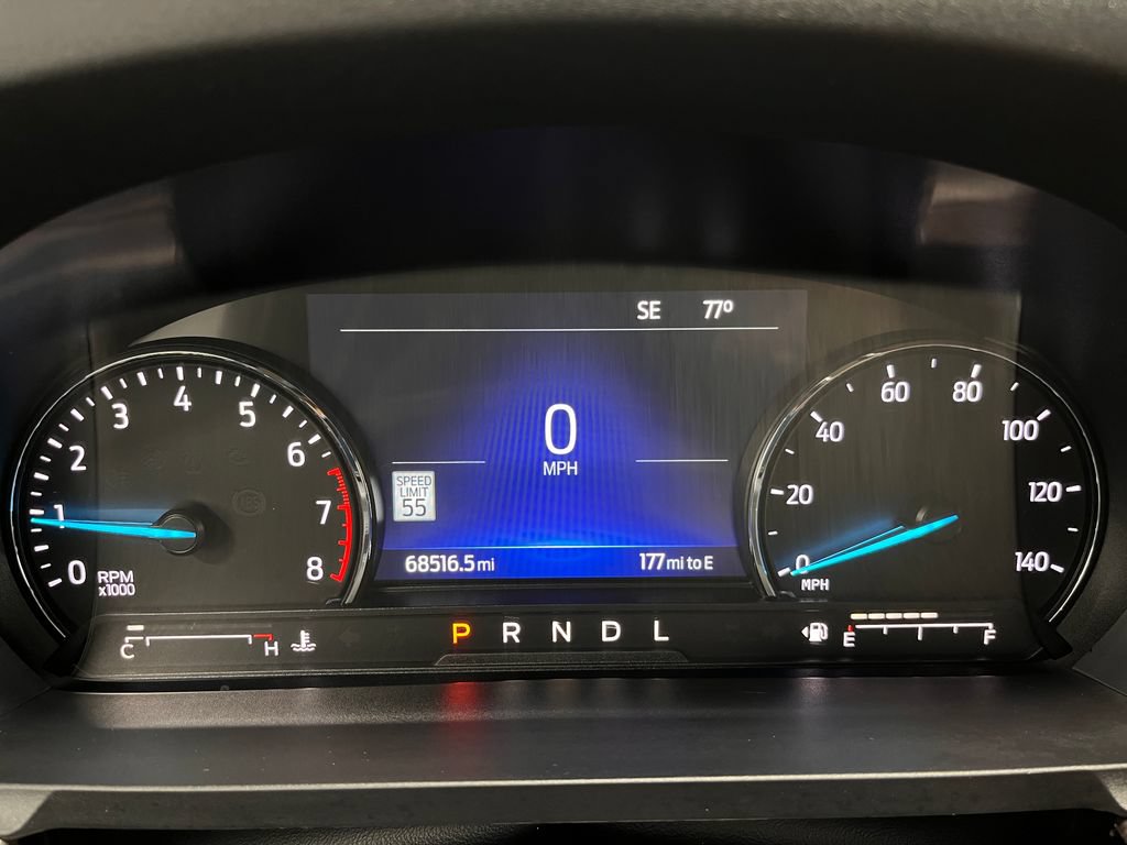 Used 2022 Ford Explorer Limited w/ Equipment Group 301A AWD/4WD image 22