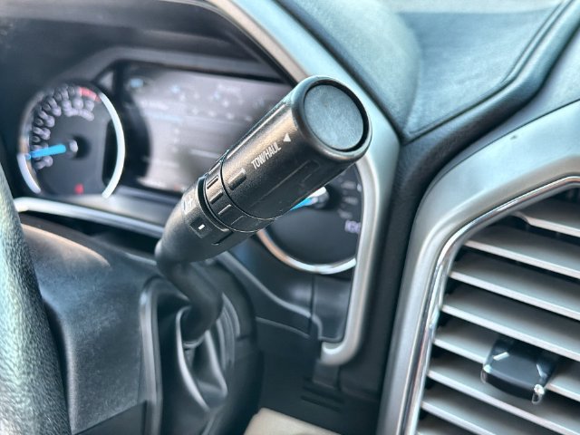 Used 2017 Ford F250 Lariat w/ Lariat Ultimate Package AWD/4WD image 20