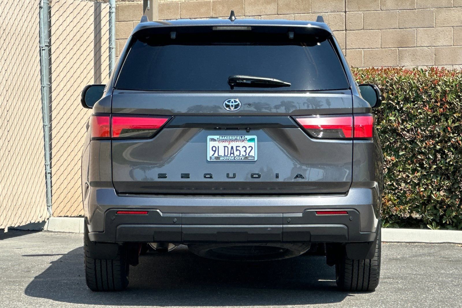 Used 2024 Toyota Sequoia SR5 w/ SR5 Premium Package AWD/4WD image 5