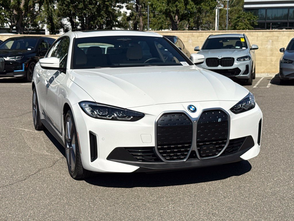 Certified 2023 BMW i4 eDrive35 RWD image 5