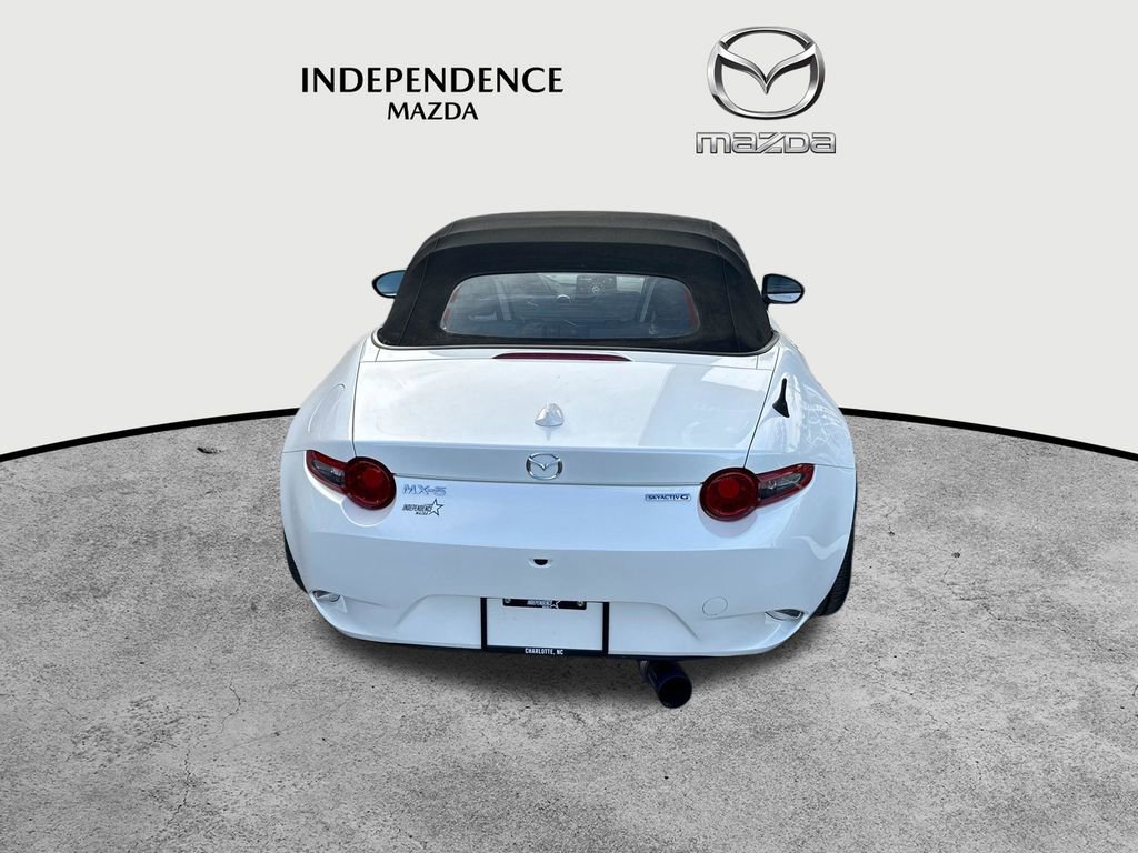 Used 2021 MAZDA MX-5 Miata Grand Touring image 4