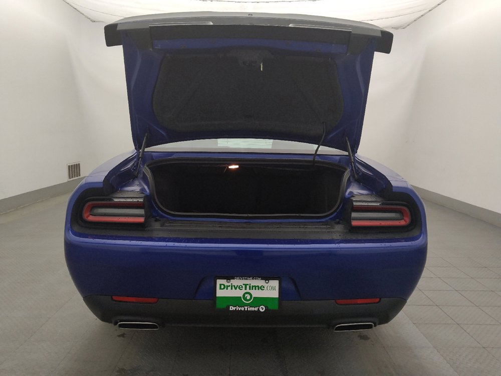 Used 2020 Dodge Challenger SXT w/ Blacktop Package RWD image 29