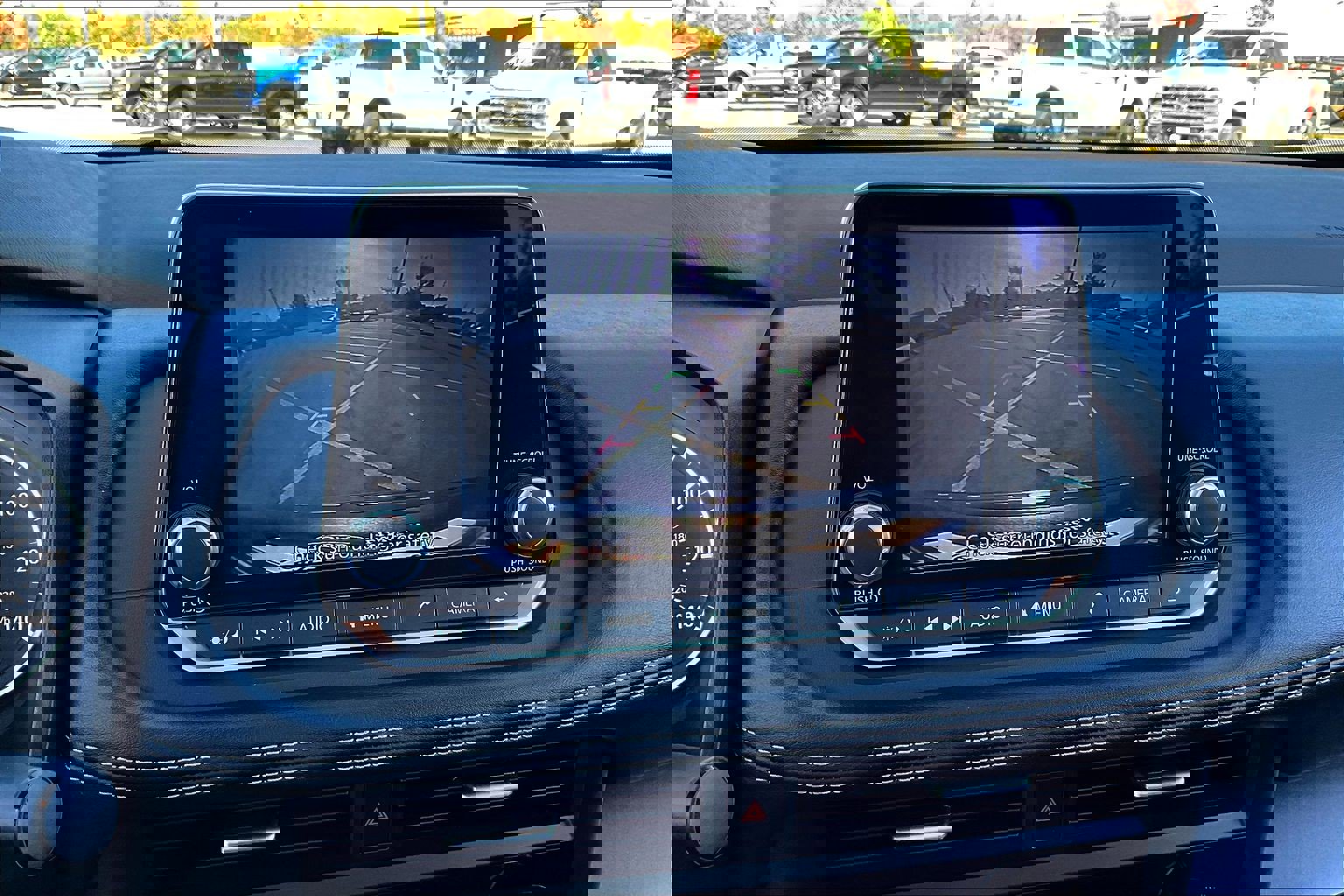 Used 2023 Nissan Rogue SV image 15